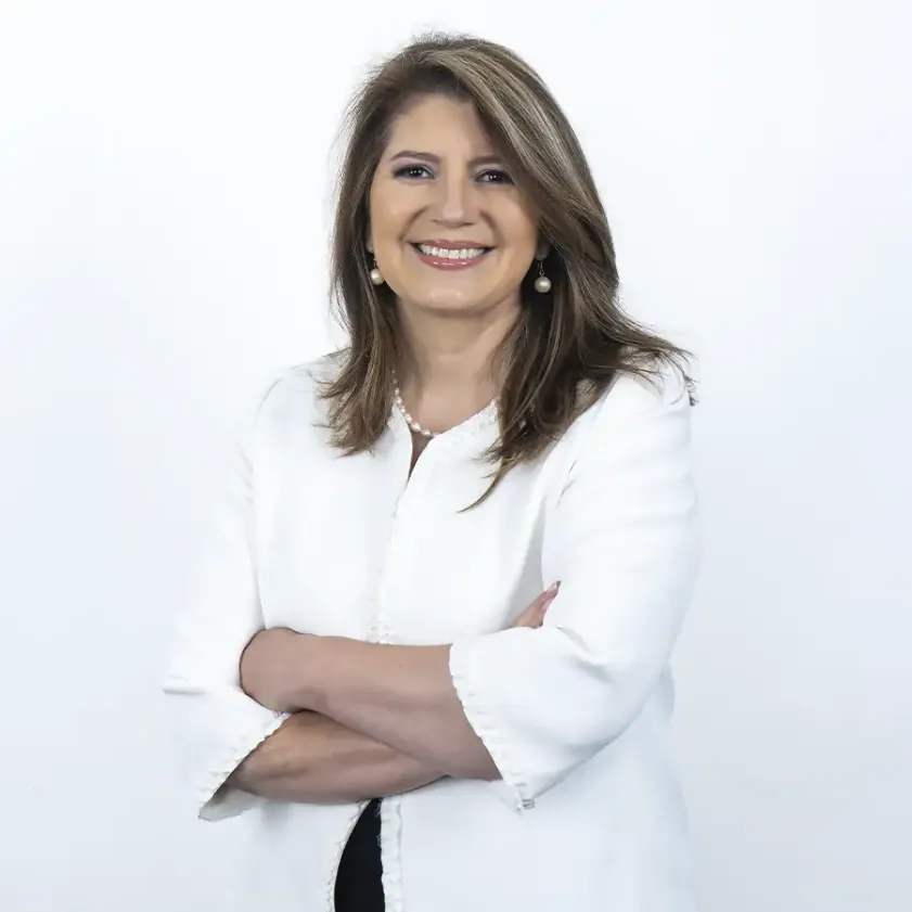 Astrid Medina: las manos que corrigen los pies