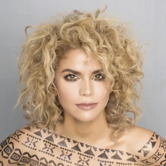 Adriana Lucía